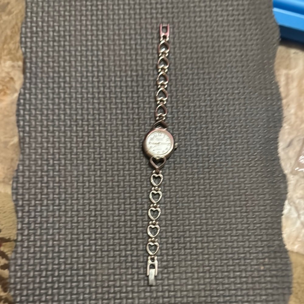 Silver Chain Link Watch with Pearl Face